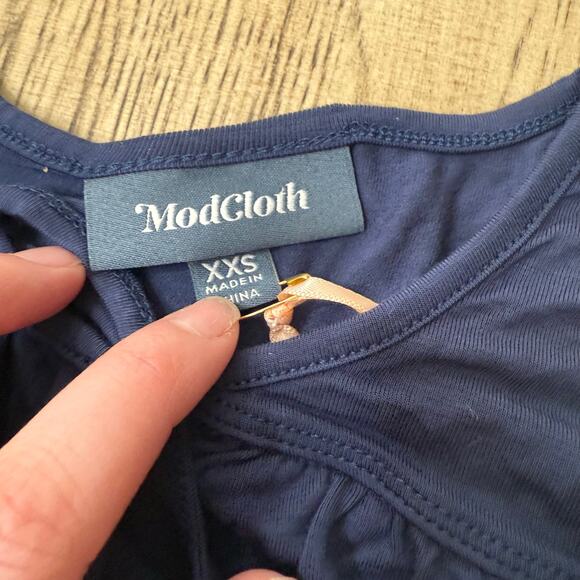 ModCloth Navy‎ Blue Familiar Feeling Sleeveless Top XXS NWT - Picture 4 of 10